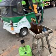 Stefan Kredler:  Lomé- Motorradtankstelle