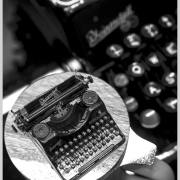 Stefan Scheurer: Mini-Maxi-Typewriter